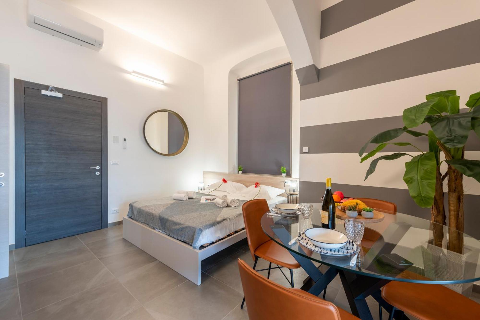 Giannini House Next To Aquarium - Happy Apartment